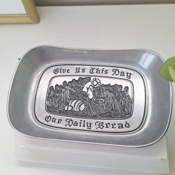 Vintage Wilton Armetale our daily Bread Tray - Picture 1 of 4